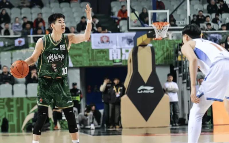 开云体育娱乐-郭昊文低迷却展最佳赢球模式！汉兹赵柏清统领局势，替补多人齐爆